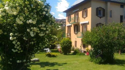  Casa vacanze Terrazzo sulle Alpi, Pension in Teglio