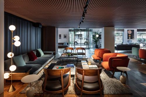 Sir Victor Hotel - image 10
