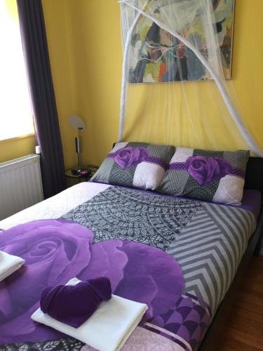 1 twin bed