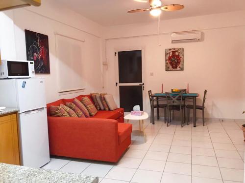 Sunny 1 Bedroom Kato Paphos Apartment