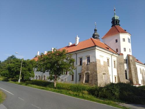 Accommodation in Smečno