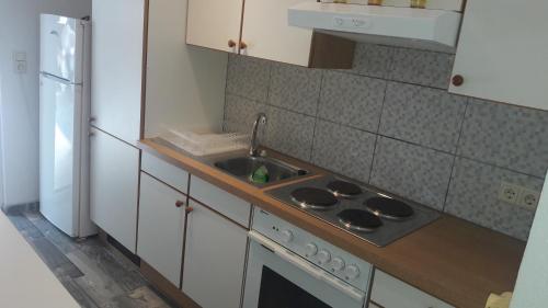  Friends 2 Apartment in Peraia