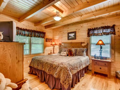 Tomahawk Lodge - image 5
