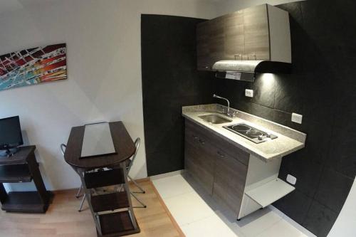 COSY STUDIO APARTMENT GREAT LOCATION (203) - image 4
