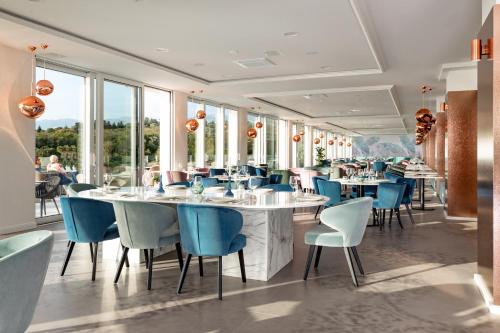 Ресторан, Hotel In Excelsis in Новаля