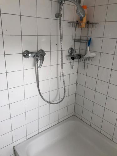 Einzel-Apartment Düsseldorf Oberkassel, Düsseldorf (Foto 9)