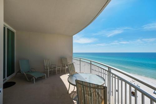 0708 - 1B/2 Bath With Bonus Room. Master Bedroom & Living Room Face the Gulf! - main image
