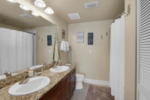 0507 -2B/2 Bath with New Couch and King Mattress in guest bedroom July 2018! - main image