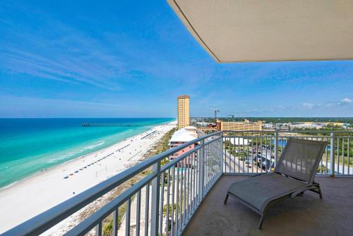 1111 - 2B/2 Bath with Bunks. Master Bedroom & Living Room Face the Gulf! - image 3