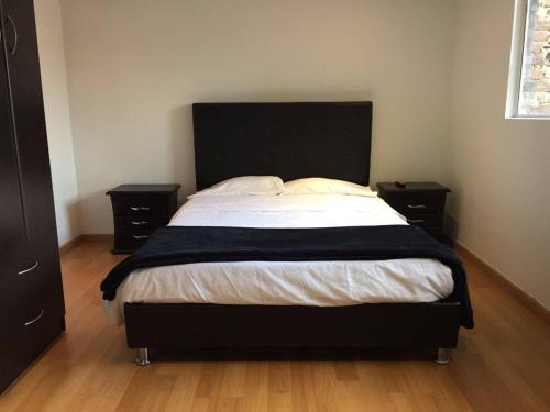 BEAUTIFUL APARTMENT NEAR CITY CENTRE. APTO 302 - image 5