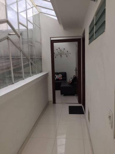 BEAUTIFUL APARTMENT NEAR CITY CENTRE. APTO 302 - image 2