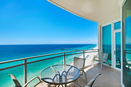 2310 - 1B/2 Bath With Bonus Room. Master Bedroom & Living Room Face the Gulf! - image 7