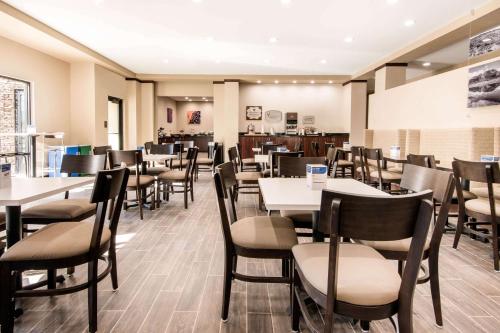 Étterem, Sleep Inn & Suites Moab near Arches National Park in Moab (Utah)