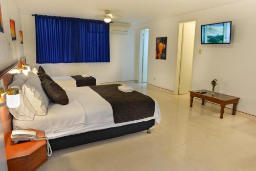 Hotel Thama Hotel Thama is conveniently located in the popular Palmira area. Featuring a satisfying list of amenities, guests will find their stay at the property a comfortable one. Service-minded staff will welc