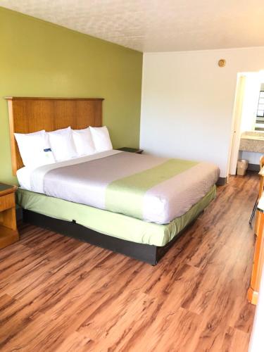 Motel 6-Parkersburg, WV in Parkersburg, USA