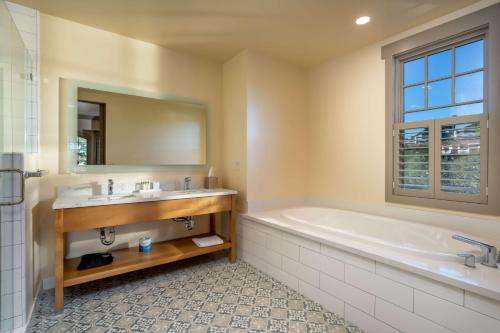 The Agrarian Hotel; Best Western Signature Collection - image 8