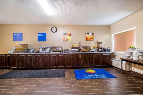 Comfort Inn & Suites Fairborn near Wright Patterson AFB