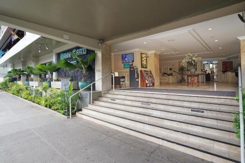@ Marbella Lane Mountain View Studio, steps from Wakiki Beach