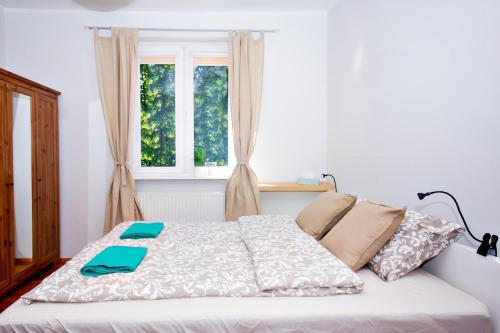 Secretary Apartment