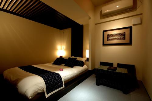 AROMA BARU - Adults only - Tap to explore photos