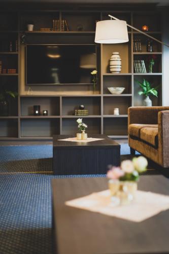 Közös társalgó / TV, Frøken Skjolds Hotel Lyngengarden near Sandnessjøen repülőtér