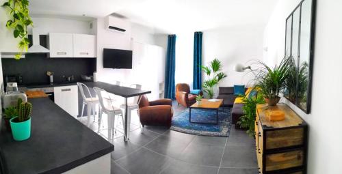 Beautifully Bright Apartment in Old Town Saint-Tropez - Location saisonnière - Saint-Tropez