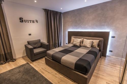 SUITE 11 NEAR DUOMO - image 2