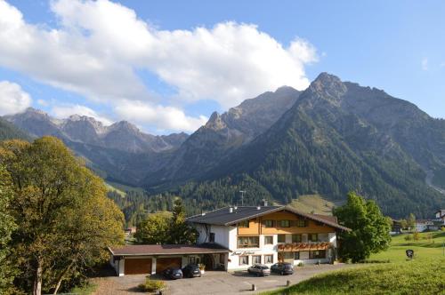Haus Garni Luggi Leitner in Mittelberg, Österreich
