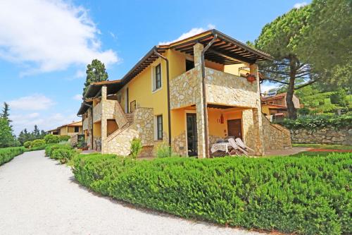 Вхід, Agriturismo eco-bio Belmonte Vacanze in Монтайоне