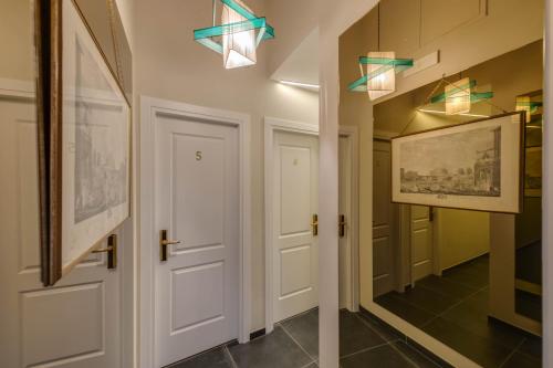 Adrianus Hotel - image 3