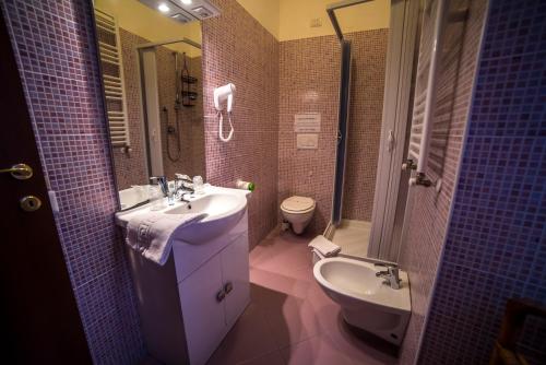 Galleria Frascati Rooms and Apartment - 화장실