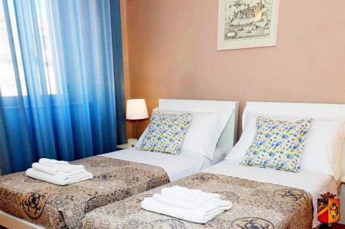 Double Room with Private Bathroom image 3