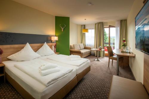 Hotel Waldachtal 7.3km von Haiterbach entfernt