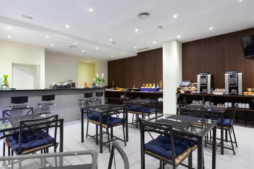 Hotel Olympia Universidades - image 9