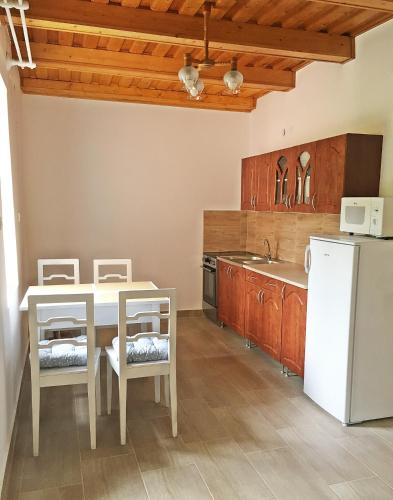 Balatonfenyves - Munkacsy u. 6. in Balatonfenyves