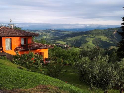  APPARTAMENTO INDIPENDENTE IN VILLETTA IN BIOARCHITETTURA, Pension in Gemmano bei Sassofeltrio