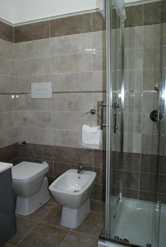 Bathroom, B&B Metropolitan RC in Reggio Calabria