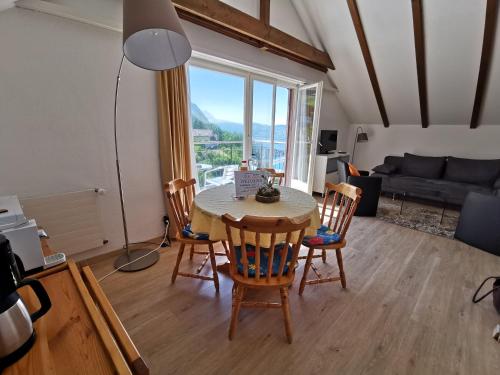 ระเบียง/ชานเรือน, BellaRosa in เอมเมทเทิน