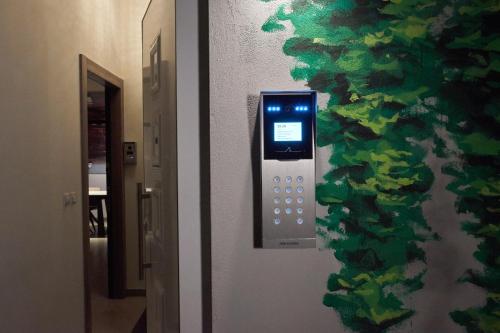 Athenian Residences - image 7