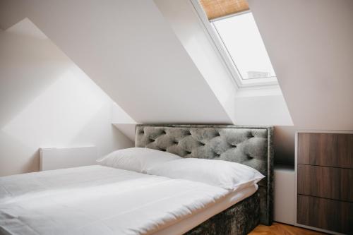 High Heaven - main image