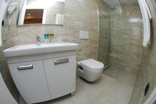 Hotel Ramo Saranda - image 7