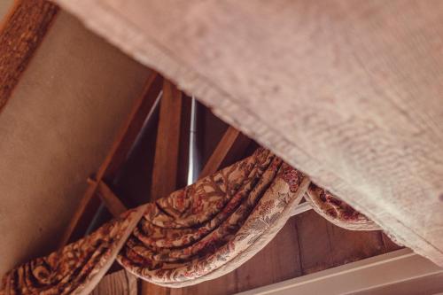 Twin Pine Manor Bed & Breakfast