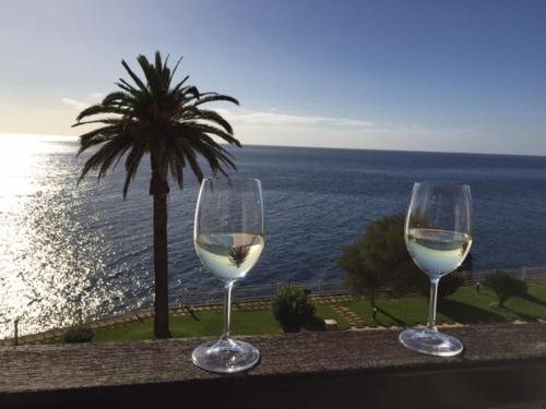 Cliff View III - Sea View + Pool + Wifi, Funchal