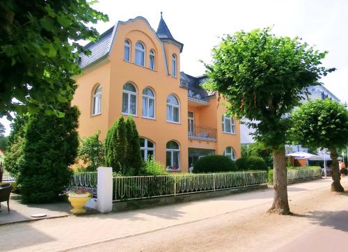 Hotel Villa Strandrose – Ahlbeck, PA