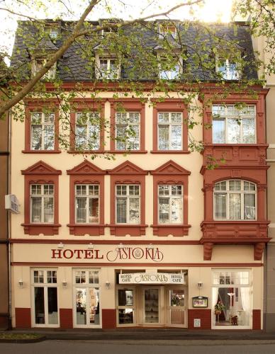 . Astoria Hotel