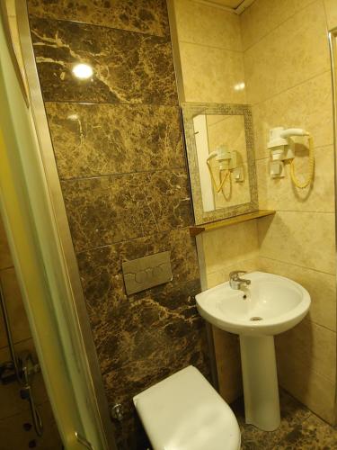 Hotel Yonca, Istanbul (photo 10)