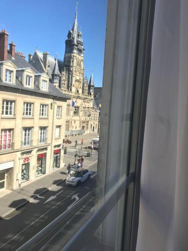 appartement de charme en plein coeur du centre ville de Compiègne arriver entre 14h et 18h maximum