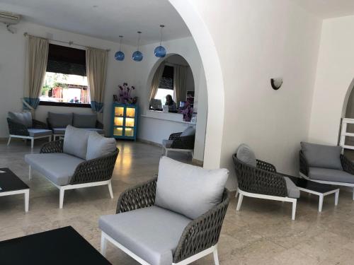 ロビー, ホテル リヴィエラ (Hotel Riviera) in アルゲーロ