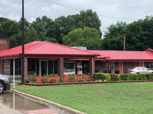 Budget Inn - New Albany - main image