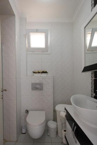  Das Familienfreundliche Maisonette Apartment Neşe mit direktem Zugang zum Pool in Fethiye